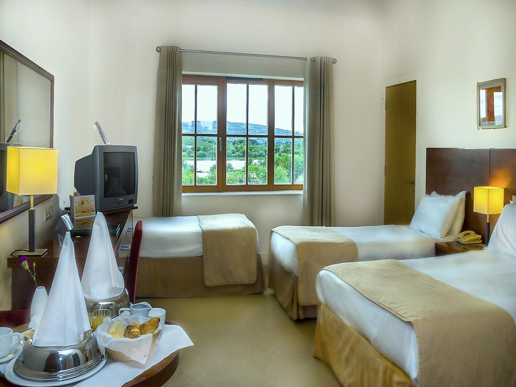 Lough Allen Hotel & Spa Drumshanbo Esterno foto